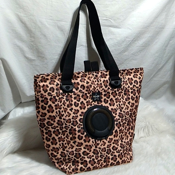 FRIO 360 Handbags - LAST DROP! FRIO Cooler Lunch Bag W/Removable FRIO 360 Speaker Works Perfect